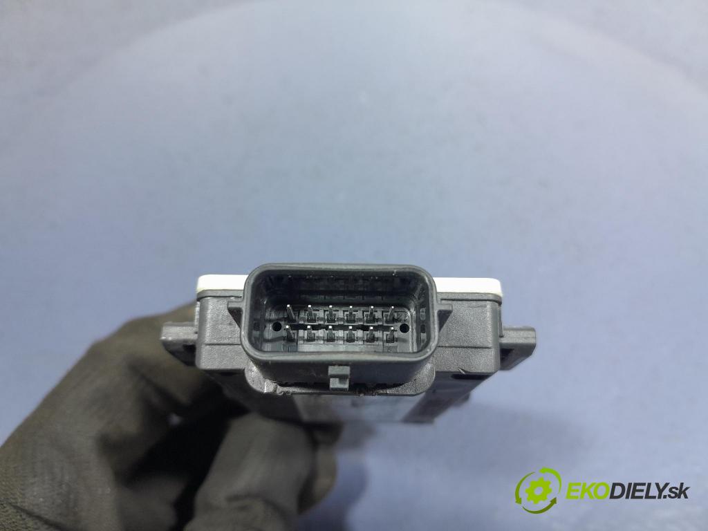 Nissan Qashqai 2023 Radar: 284N09449R