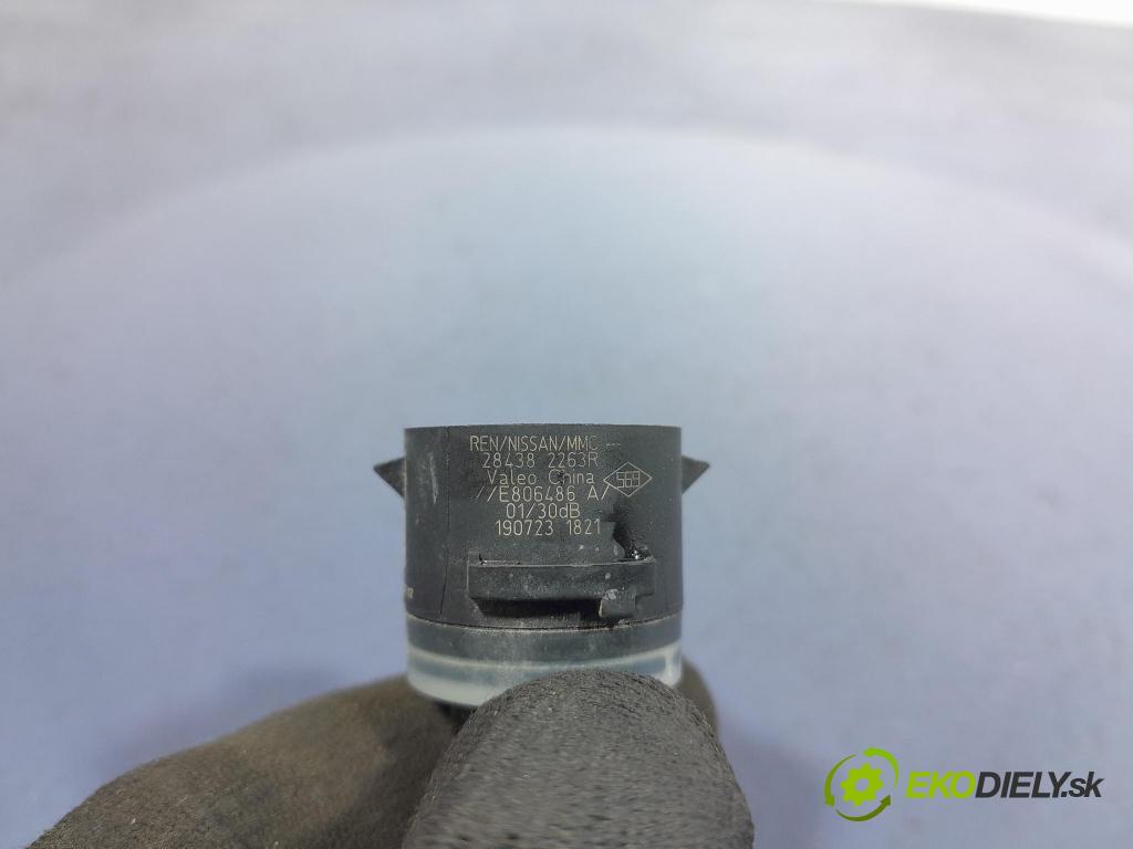 Nissan Qashqai 2023 snímač / řídící jednotka PDC 284382263R