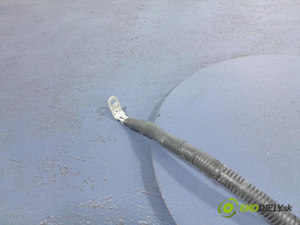 Nissan Qashqai 2023 instalace Elektrický: 24119-6UA1A