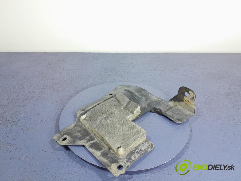 Nissan Qashqai 2023 kryt Plast: podvozek: 64839-6UA0A