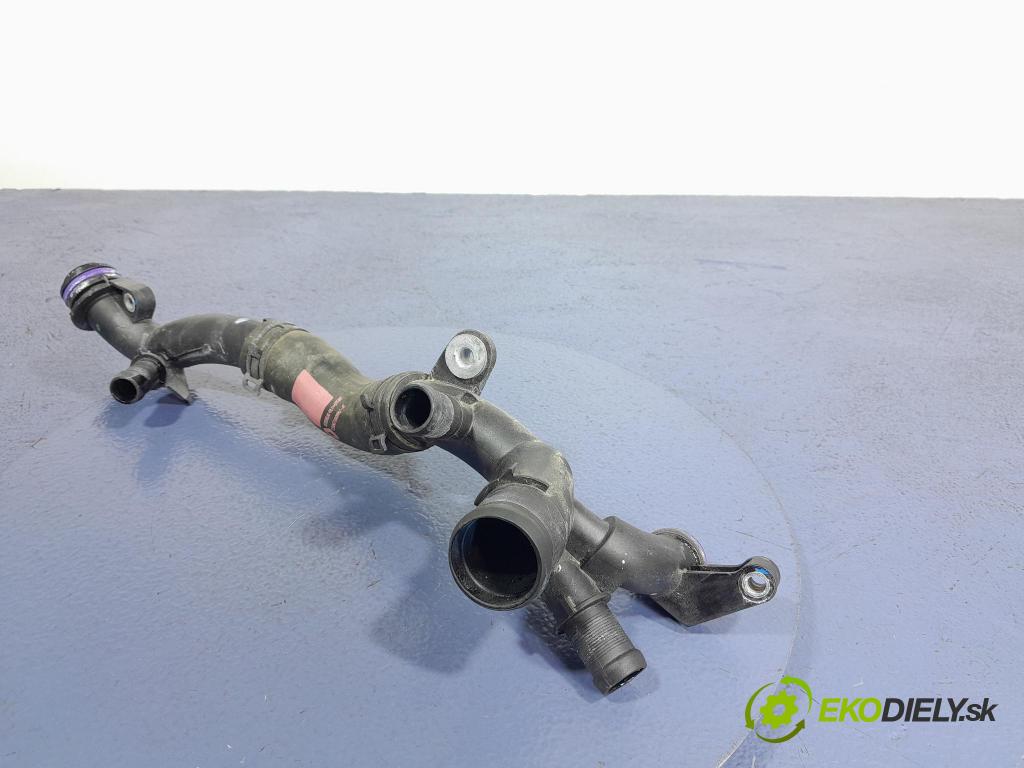 Nissan Qashqai 2023 trubka Chladič: 210471609R