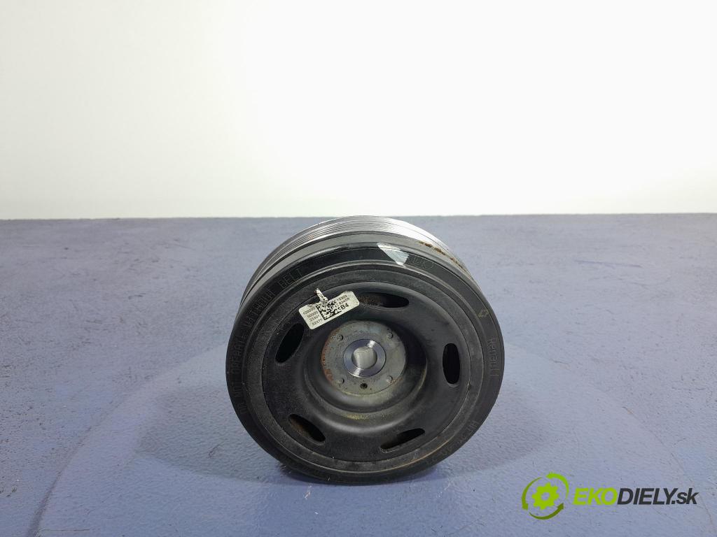 Nissan Qashqai 2023 kolo Pás 123038345R