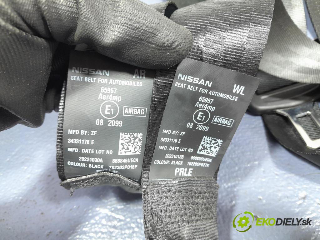 Nissan Qashqai 2023 kokpit,přistrojova deska 