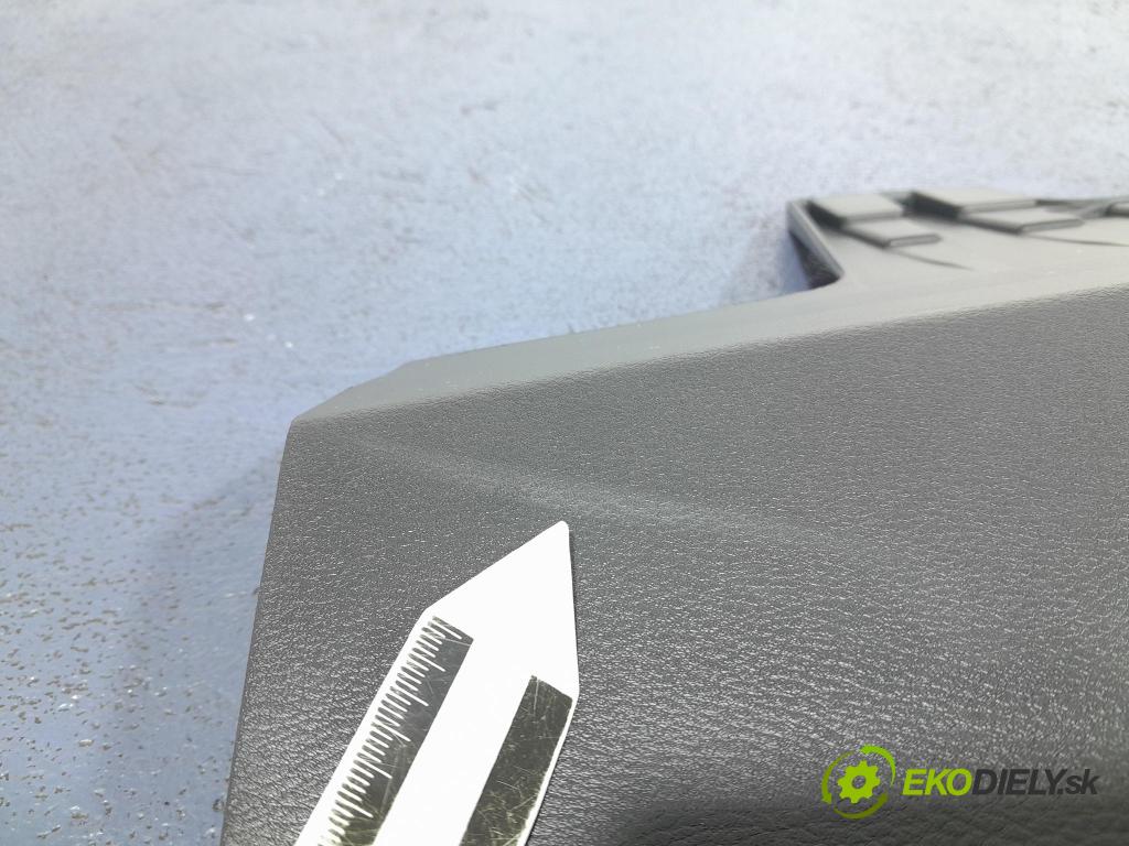 Nissan Qashqai 2023 kryt Plast: Interiéry: 68106-6UN0A