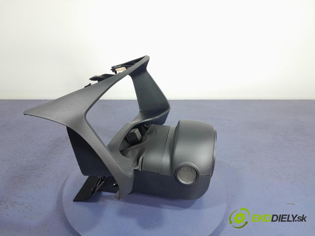 Nissan Qashqai 2023 kryt Plast: Interiéry: 484706UN1C