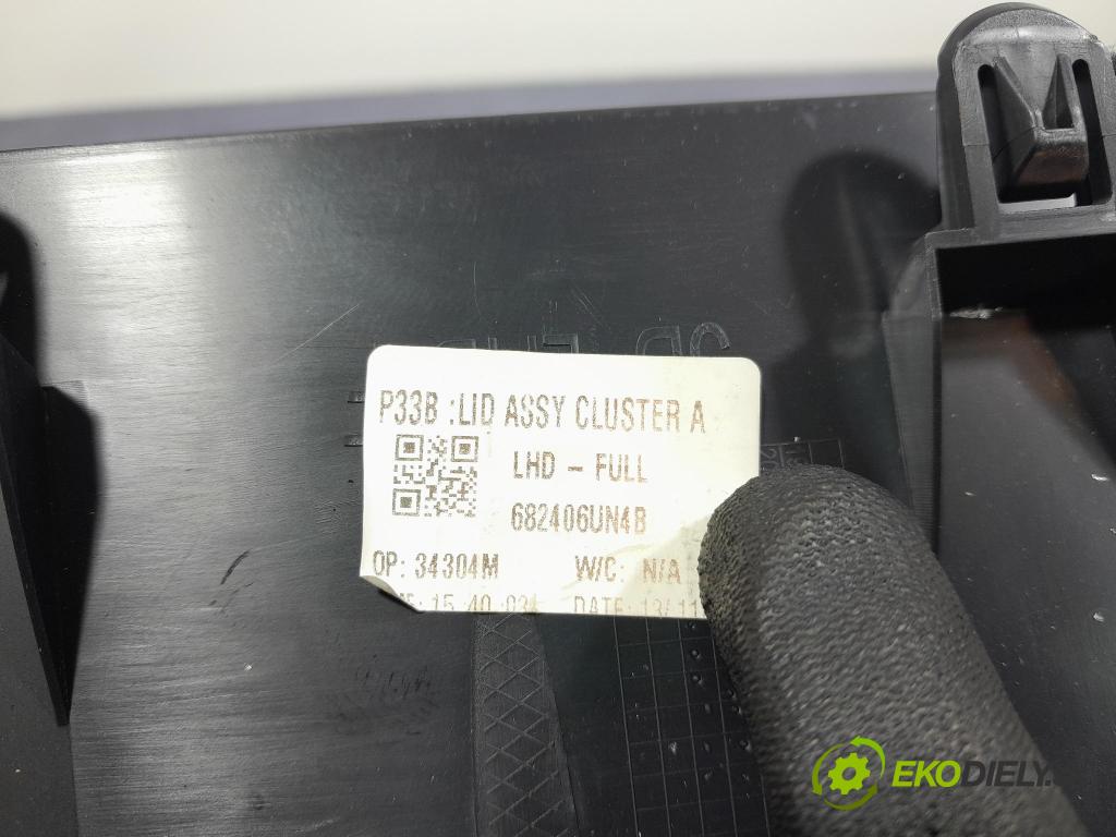 Nissan Qashqai 2023 kryt Plast: Interiéry: 484706UN1C
