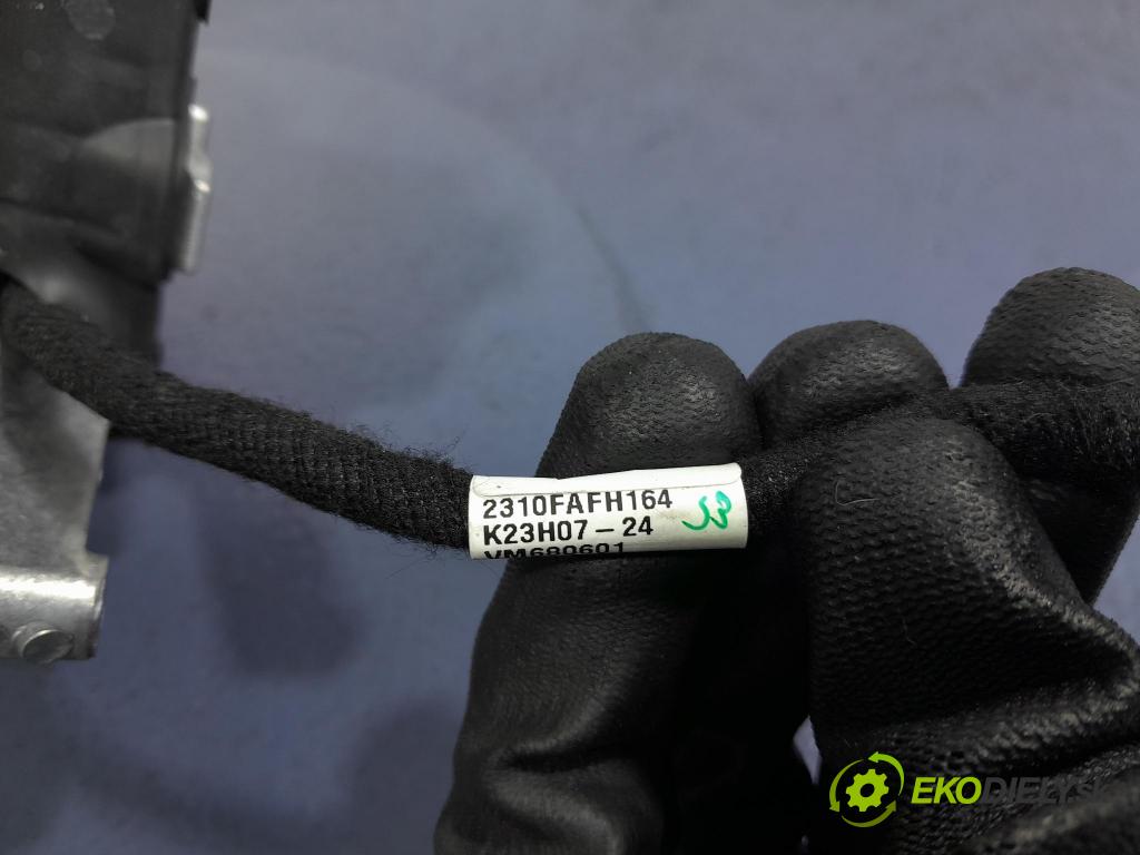 Nissan Qashqai 2023 zpětné zrcátko prave 