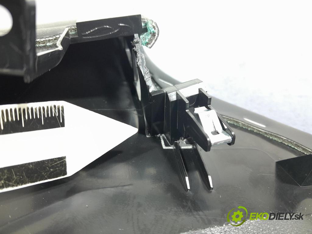 Nissan Qashqai 2023 kryt Plast: Interiéry: 969936UN2D