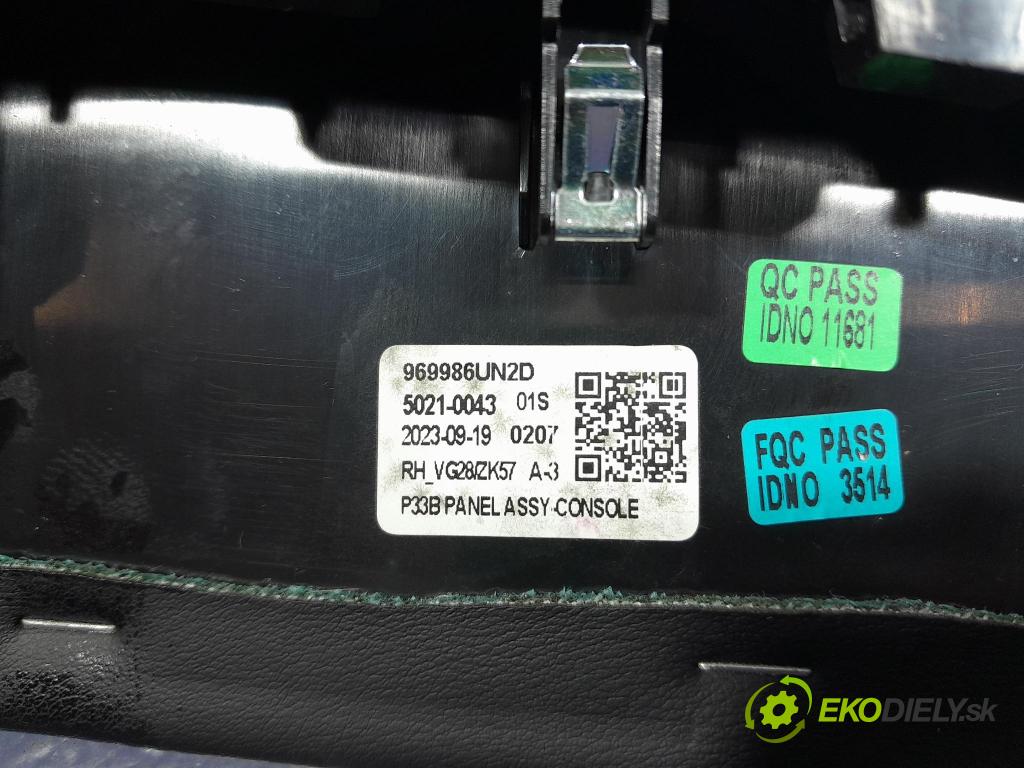 Nissan Qashqai 2023 kryt Plast: Interiéry: 969986UN2D