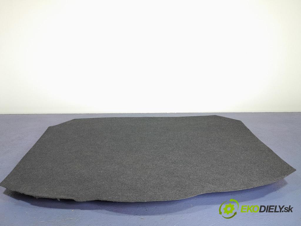 Nissan Qashqai 2023 koberec do auta 849046UA0A