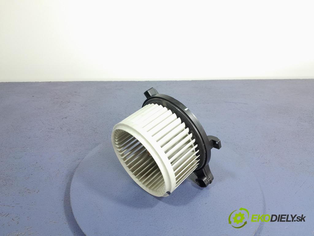 Nissan Qashqai 2023 ventilátor Vzduch: 272V06LE0B
