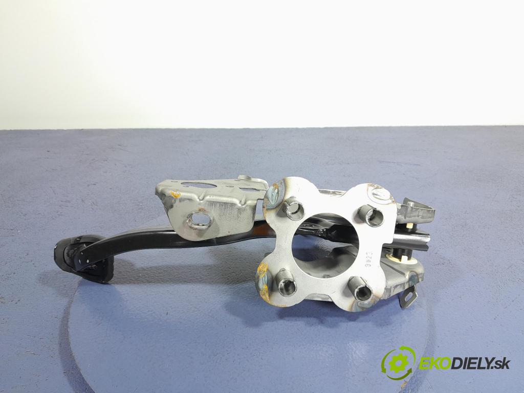 Nissan Qashqai 2023 pedály 465016UA0A