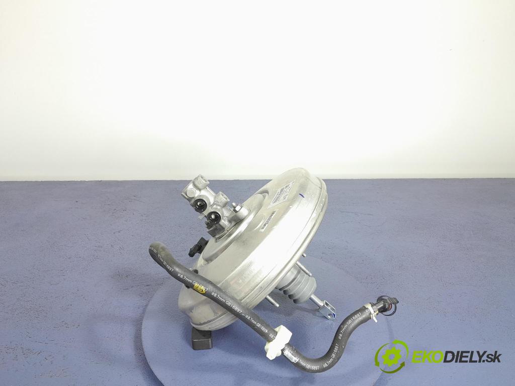 Nissan Qashqai 2023 servo Brzdy: 460076RN0E