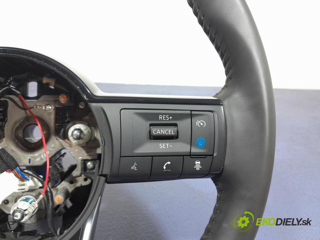Nissan Qashqai 2023 volant 48430-6UJ7C