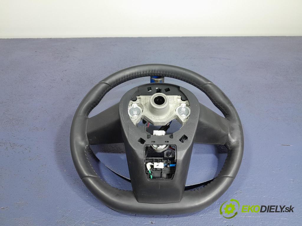Nissan Qashqai 2023 volant 48430-6UJ7C