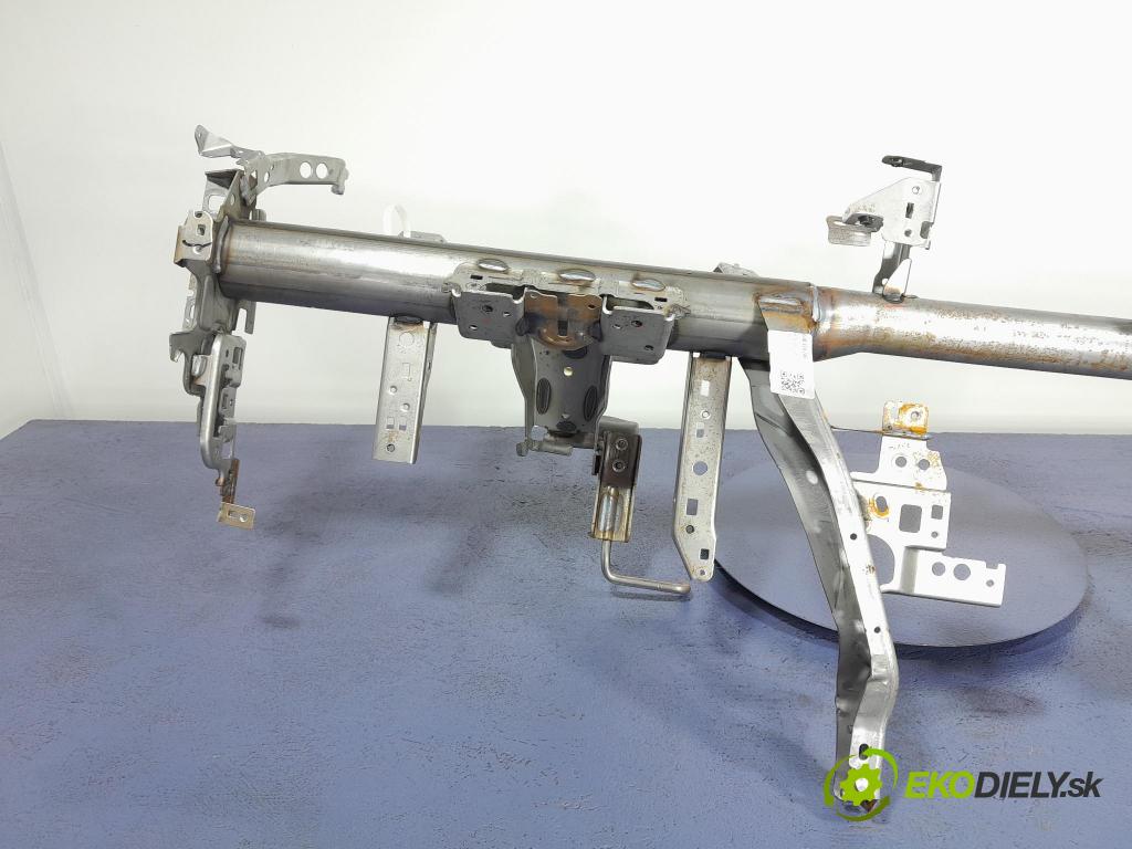 Nissan Qashqai 2023 kokpit,přistrojova deska 678706UU0A