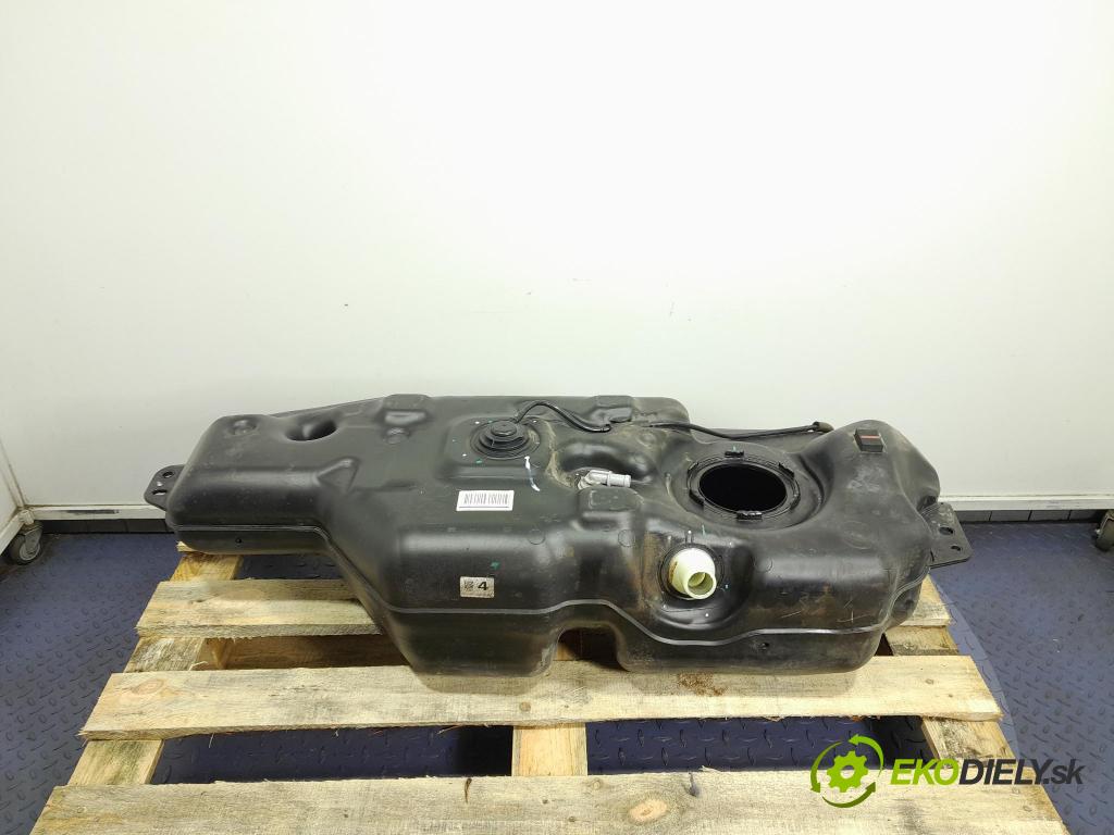 Nissan Qashqai 2023 Nádrž: Paliva: 17205-6UA0A