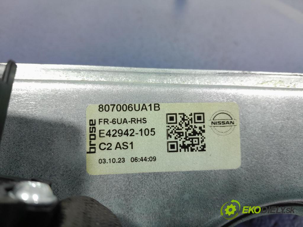 Nissan Qashqai 2023 mechanismus stahování Sklenka: před v pravo: 80700-6UA1B