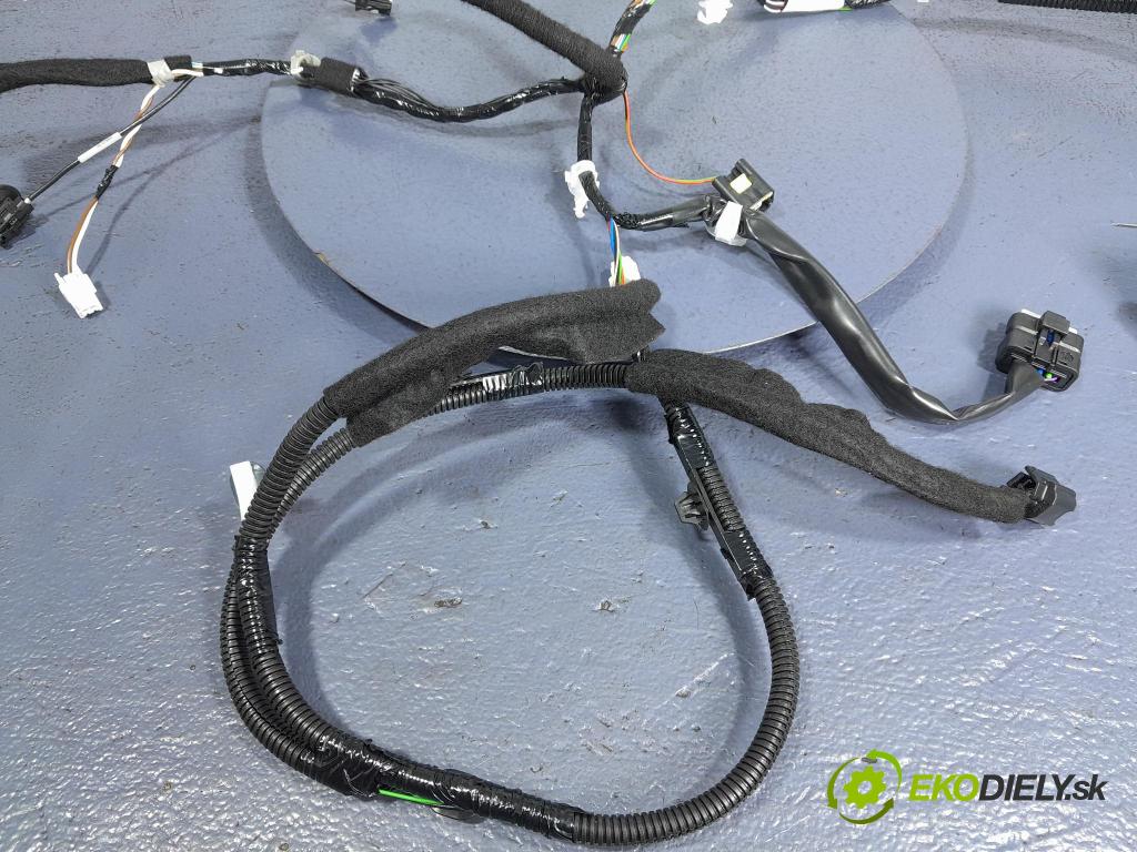Nissan Qashqai 2023 instalace Elektrický: 241246UB4C