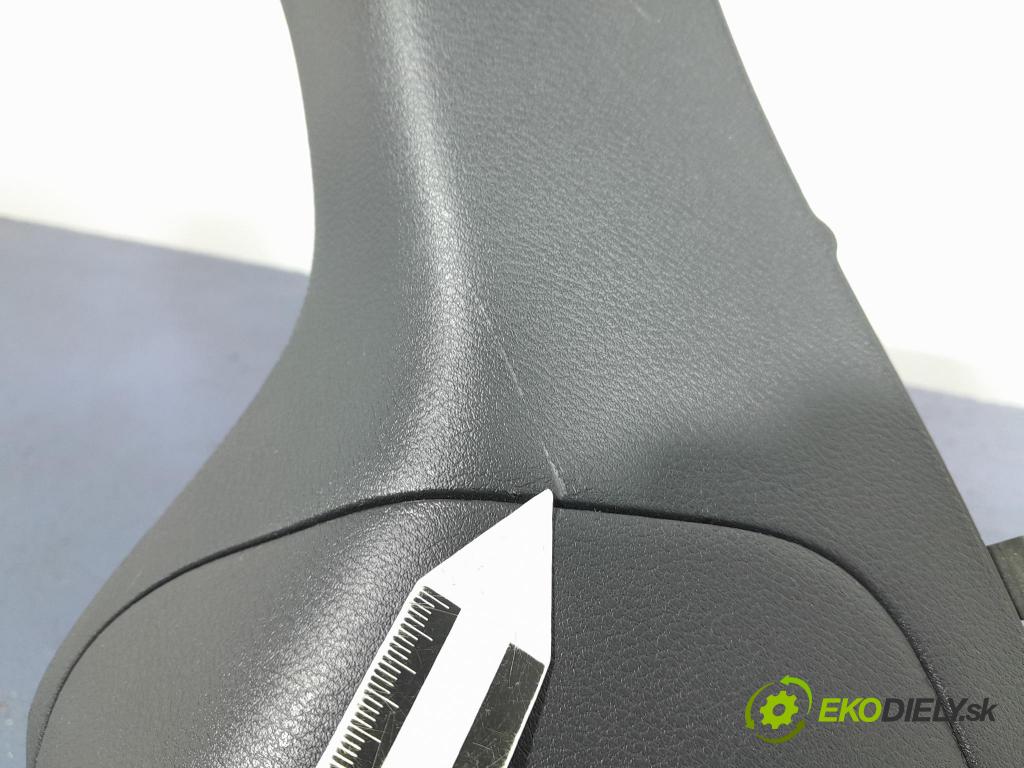 Nissan Qashqai 2023 kryt Plast: Interiéry: 84951-6UA0A