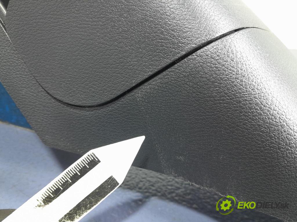 Nissan Qashqai 2023 kryt Plast: Interiéry: 84951-6UA0A