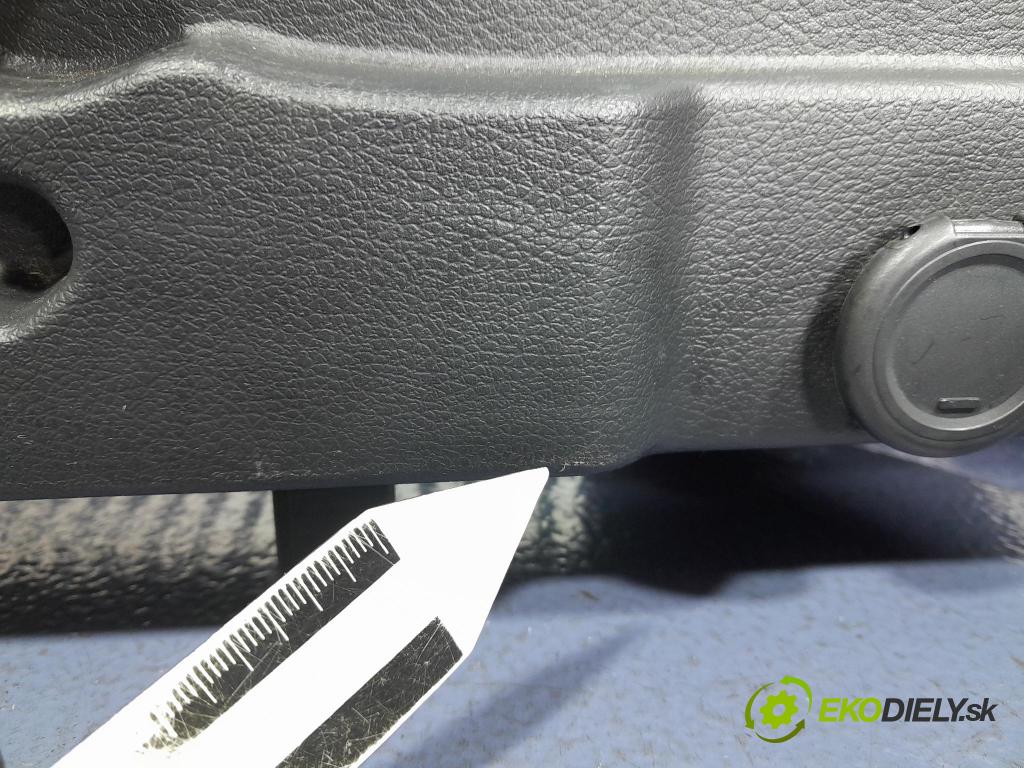 Nissan Qashqai 2023 kryt Plast: Interiéry: 76934-6UA0A