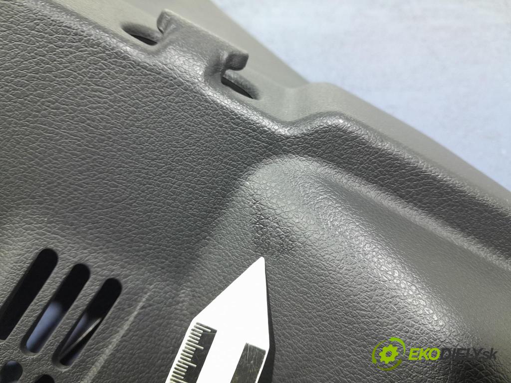 Nissan Qashqai 2023 kryt Plast: Interiéry: 76934-6UA0A