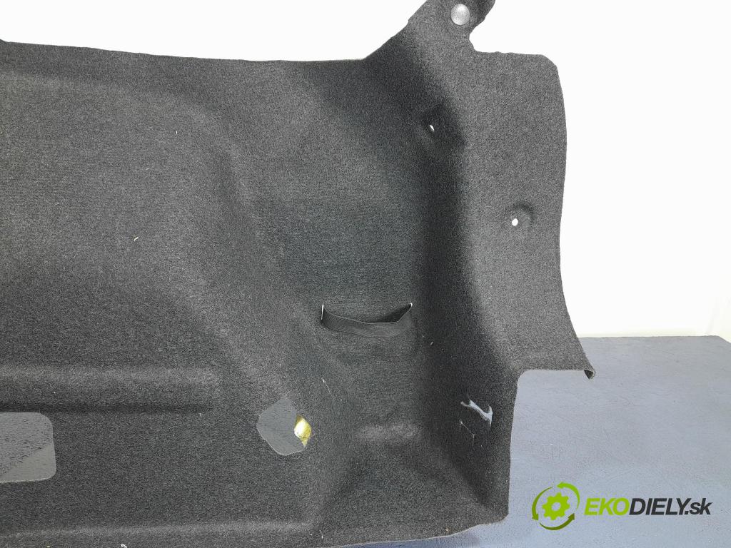 Nissan Qashqai 2023 Tapacír: kufr 849526UA3A