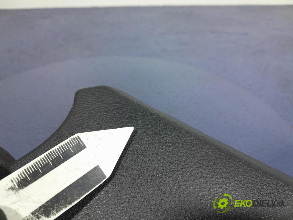 Nissan Qashqai 2023 kryt Plast: Interiéry: 769B6-6UA0A