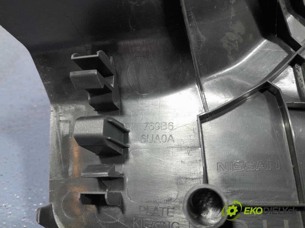Nissan Qashqai 2023 kryt Plast: Interiéry: 769B6-6UA0A
