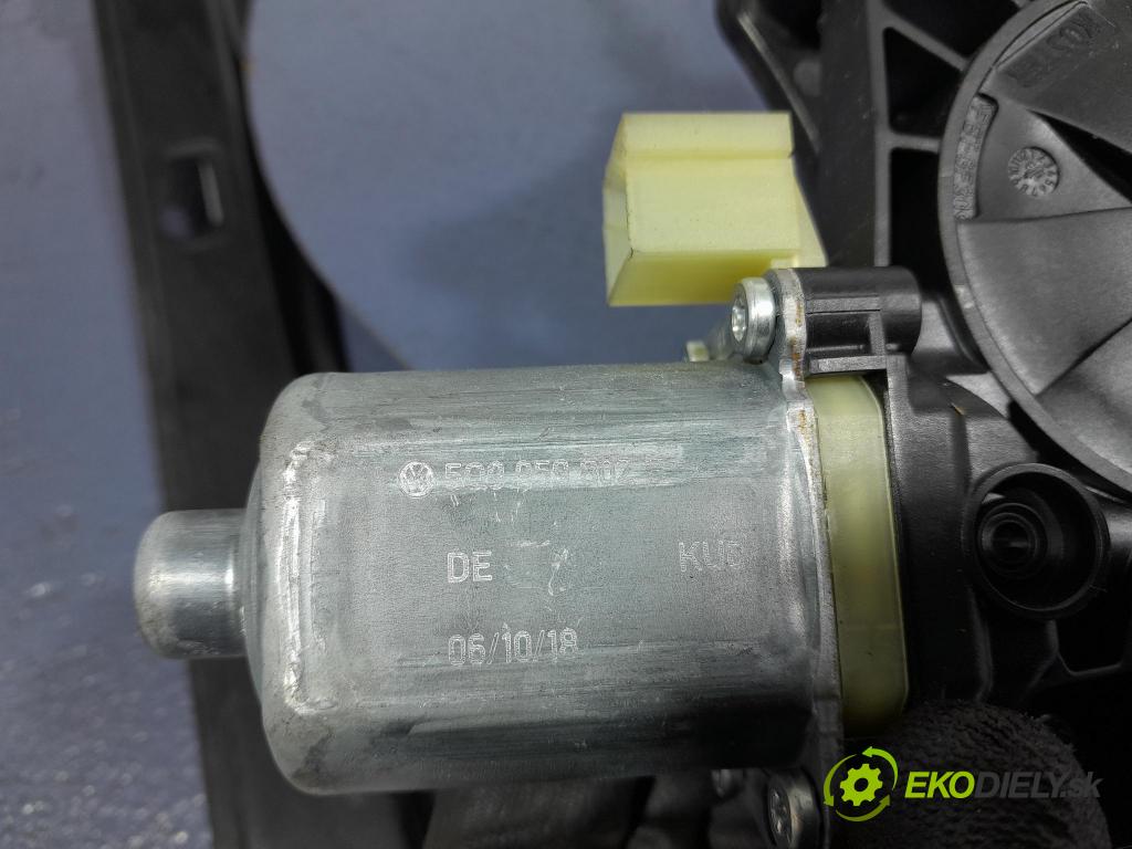 Skoda Kodiaq 2018 mechanismus stahování Sklenka: před v pravo: 565837462