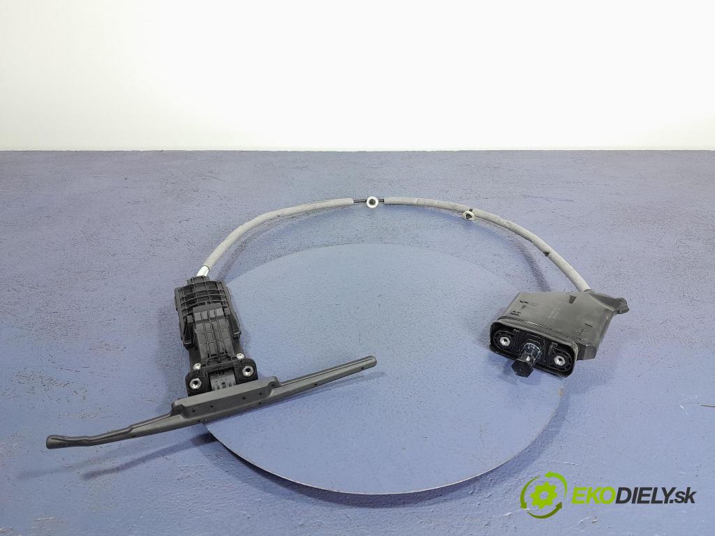 Skoda Kodiaq 2018 Stop dveře 565831249D
