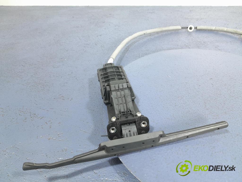 Skoda Kodiaq 2018 Stop dveře 565831249D