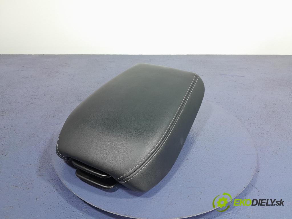 Nissan Qashqai 2023 loketní opěrka 969206UN0A