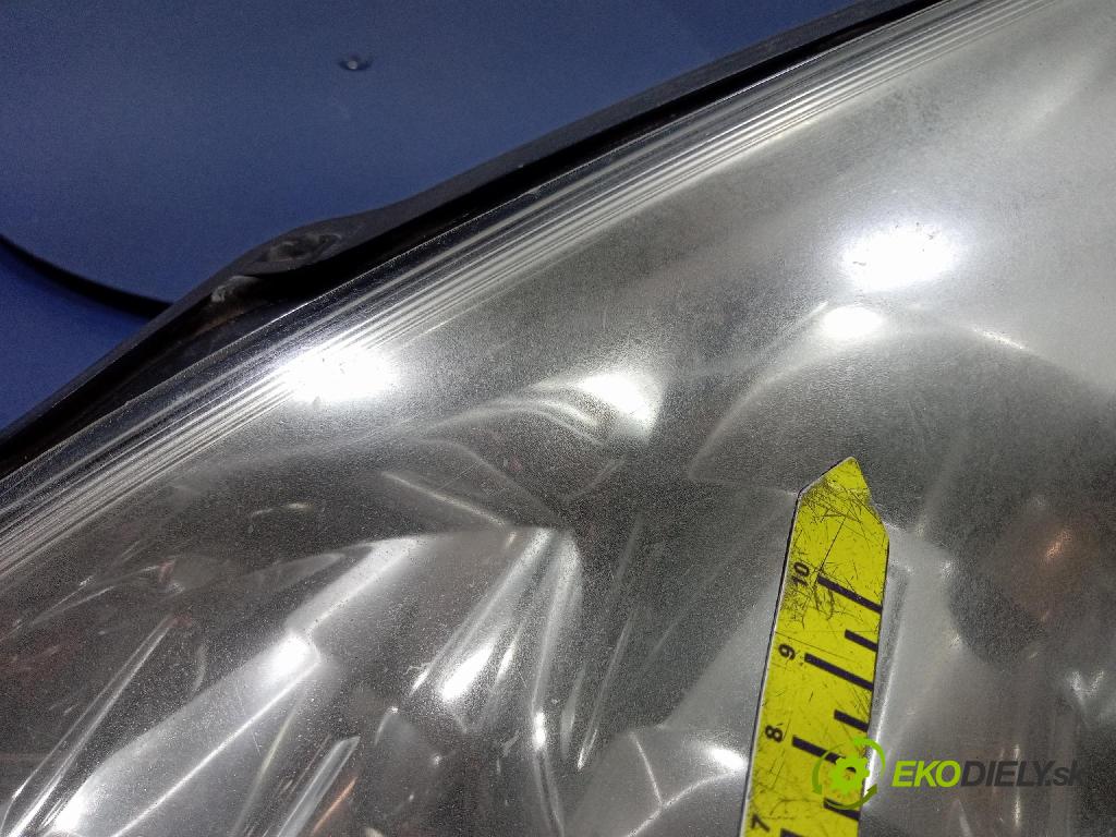 Opel Vectra 2006 Reflektor: Vľavo: 13170915