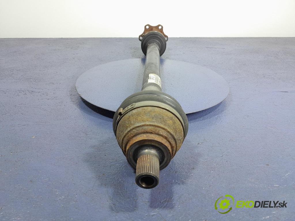 Vw Passat 2012 poloos Práva: před 1K0407272RG