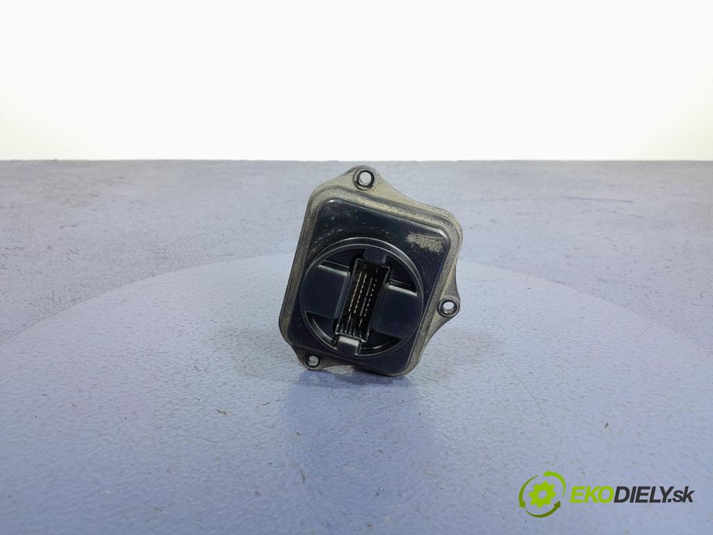 Vw Passat 2012 měnič 3D0941329B