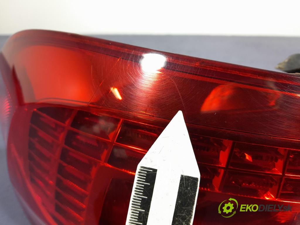 Vw Passat 2012 světlo Zad: levá Mimo: 3AF945207B