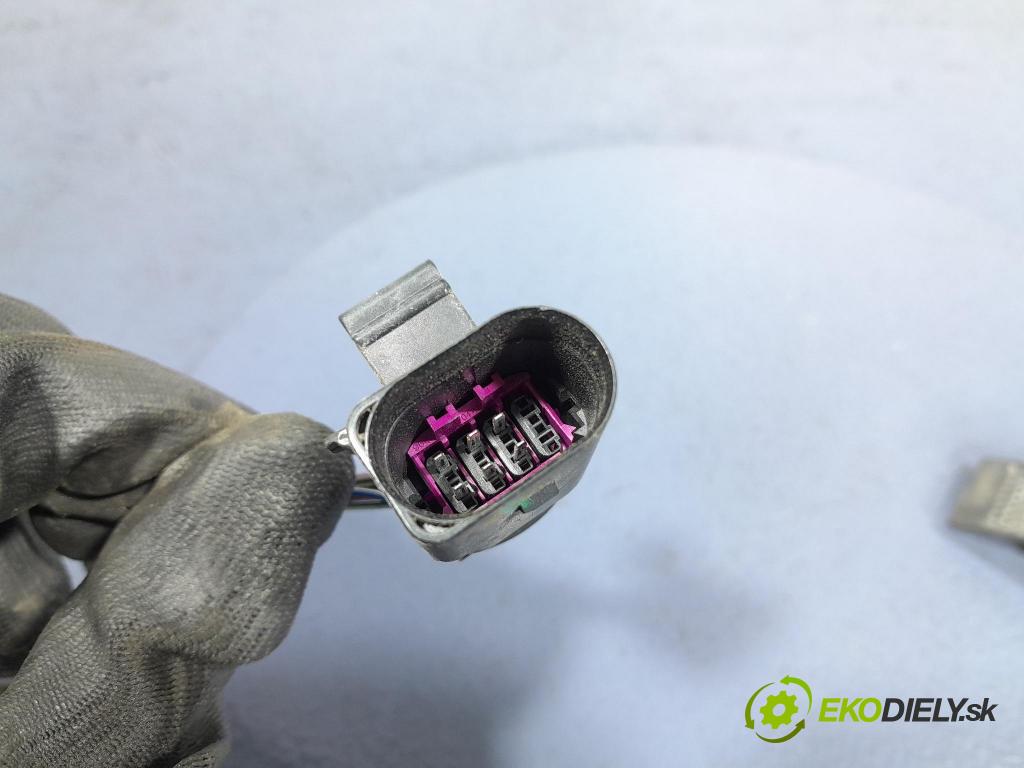 Vw Passat 2012 instalace Elektrický: 3AF971104L
