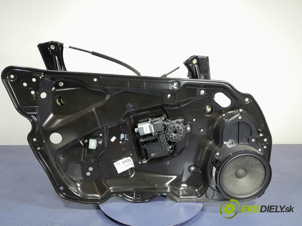 Vw Passat 2012 mechanismus stahování Sklenka: před Levý: 3AA837755