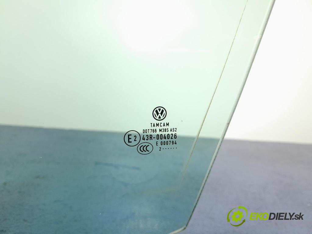 Vw Passat 2012 sklo dveře před levá