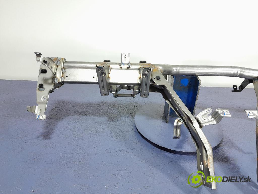 Vw Passat 2012 kokpit,přistrojova deska