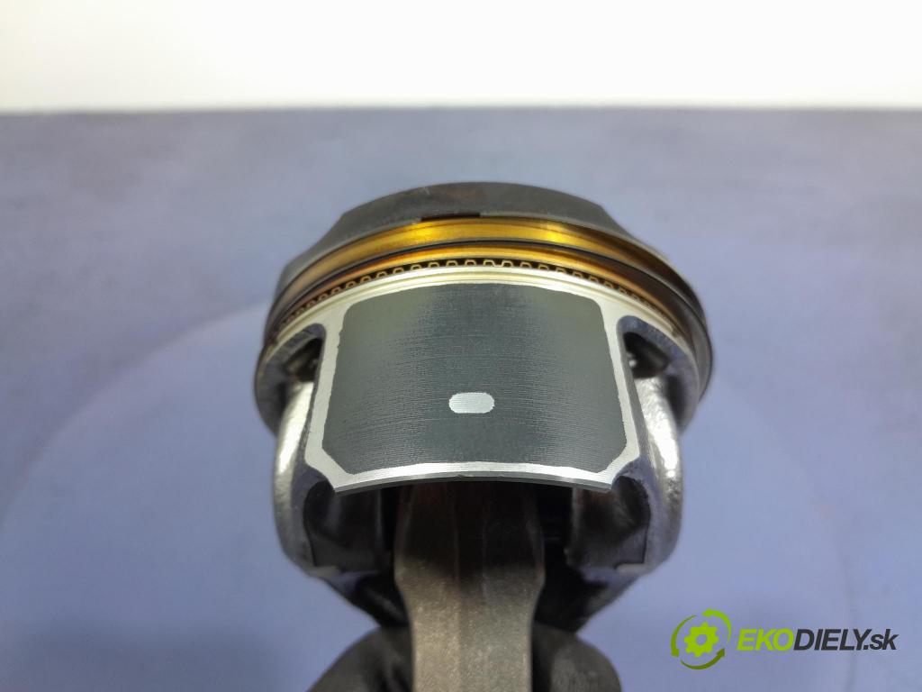 Land rover Range rover 2024 píst 