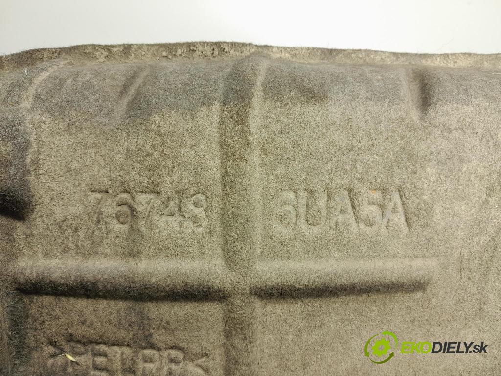 Nissan Qashqai 2023 blatník: plastický: Zad: 76749-6UA5A