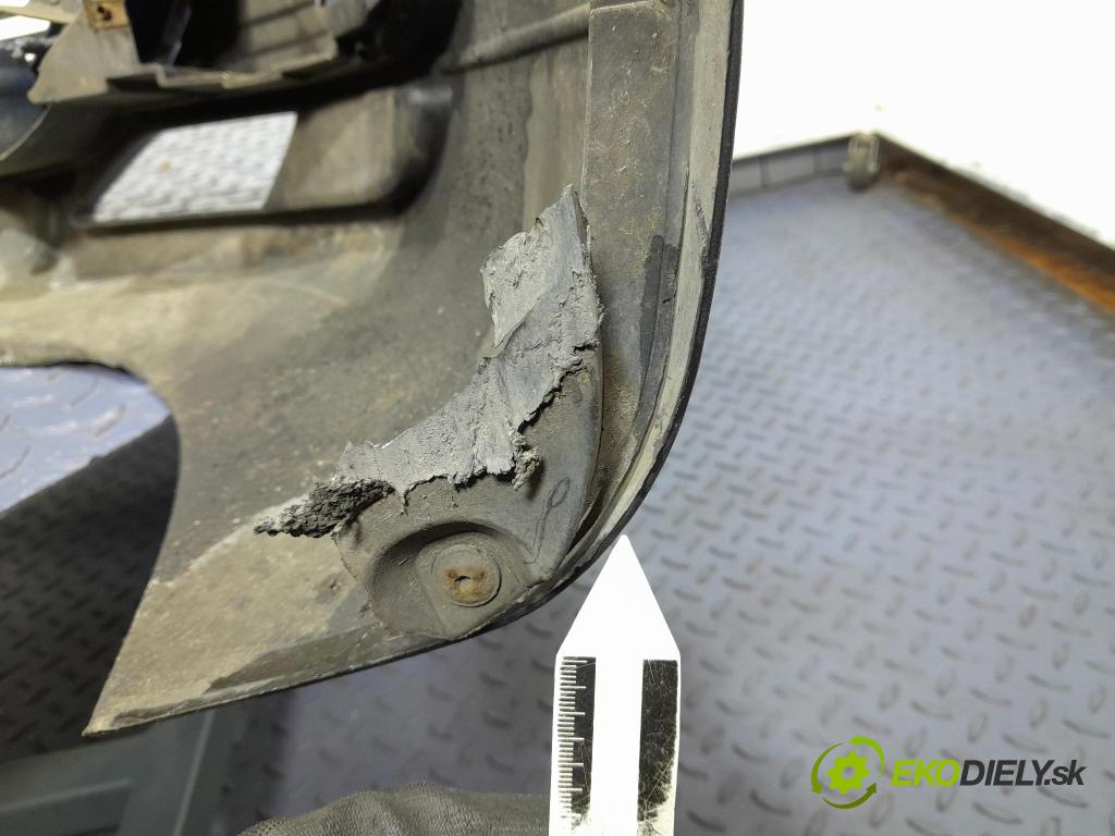 Seat Toledo 1999 nárazník před 