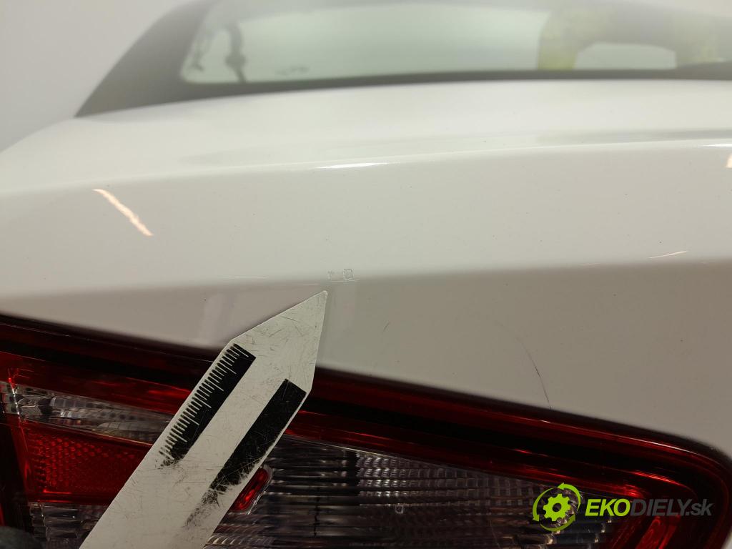 Seat Toledo 2017 zadní dveře kufra: kufr