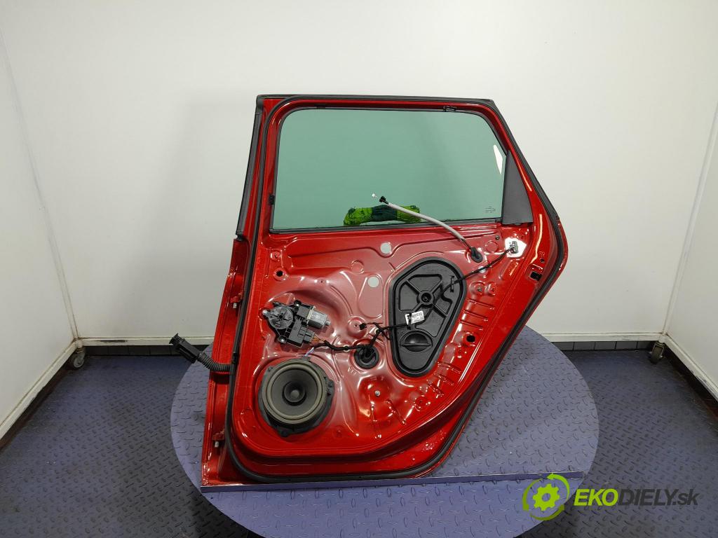 Seat Leon 2021 dveře Zad: prave 