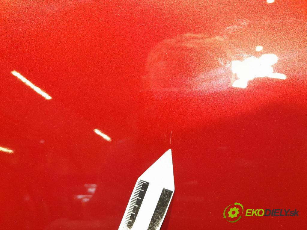 Seat Leon 2021 dveře před prave