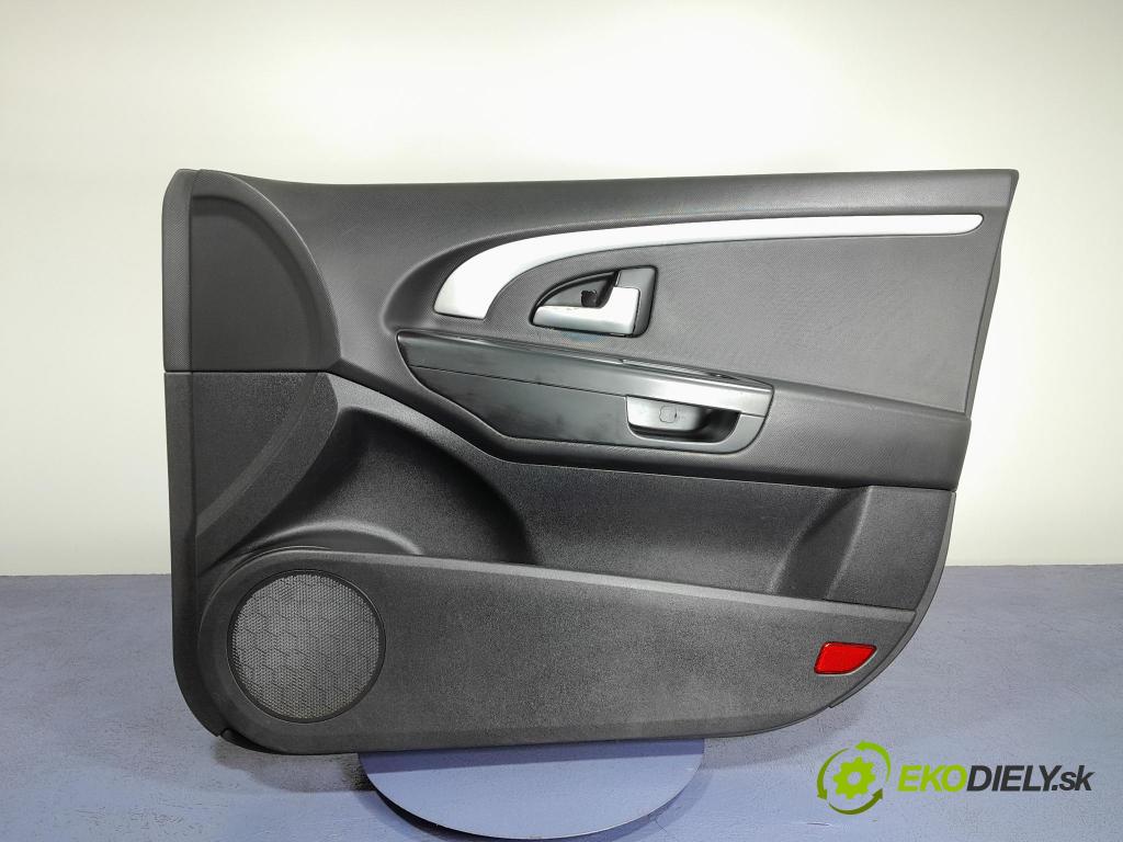 Kia Ceed 2010 Tapacír: dveře před Práva: 82320-1H000