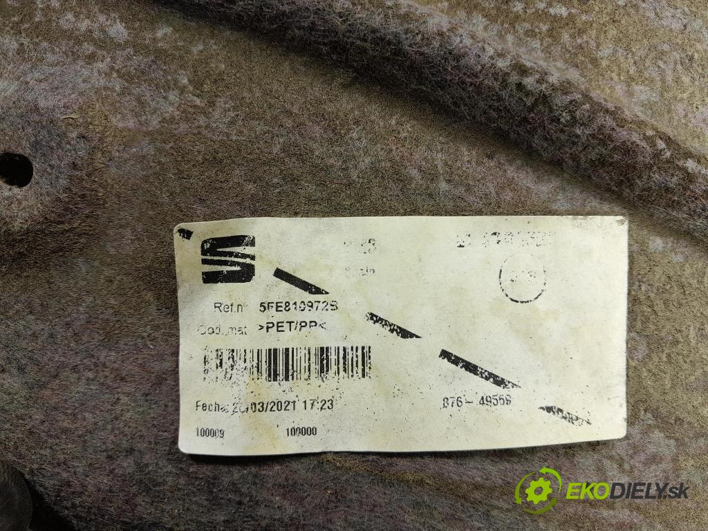 Seat Leon 2021 blatník: plastický: Zad: 5FE810972B